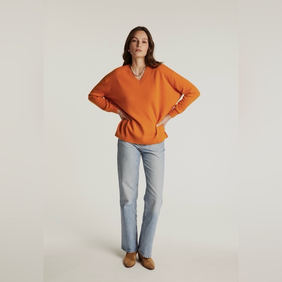 Enzo Mantovani Women's V-Neck Orange Sweater - Picture 3 of 8